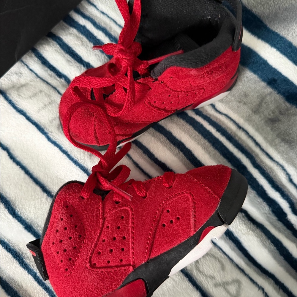 Jordan Black and Red Kids Sneakers (DV3606-600)